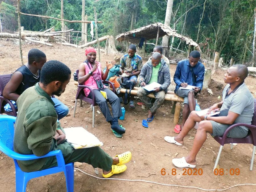 Échange entre chercheurs de PBCA et membres d'une communauté locale, RDC